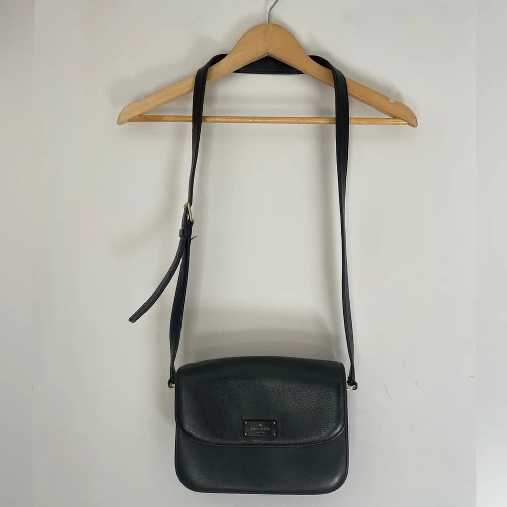 Kate Spade Black Adelaide Grove Street Black Leather Crossbody Shoulder Bag